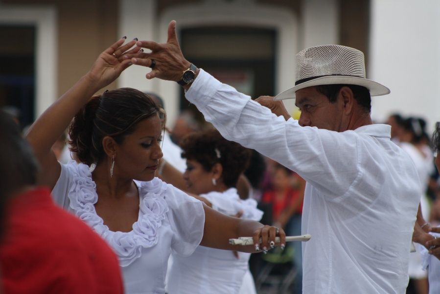 Cuban Salsa dancers